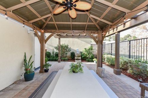 17 Prickly Pear, Irvine CA  92618-8856 exterior