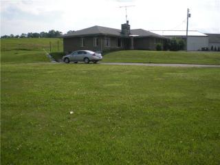 961 New Castle Rd, Butler, PA 16001-8307