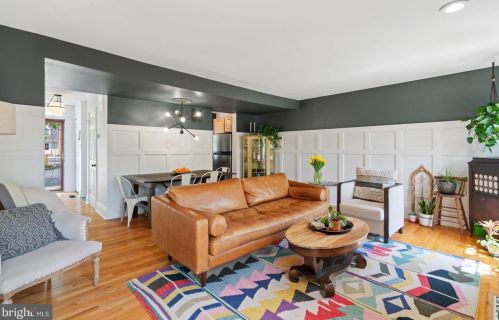 6431 Franconia Ct, Springfield VA  22150-1204 exterior