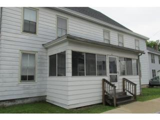 41 Main St, Rochester, NH 03867-1906