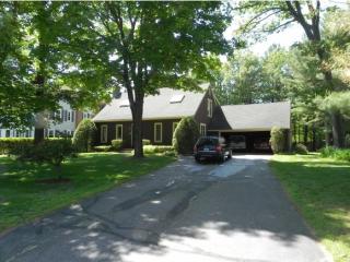354 Mallard Dr, Colchester, VT 05446-7015
