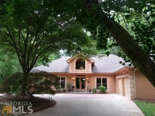 4995 Walnut Grv, Alpharetta, GA 30022-6214
