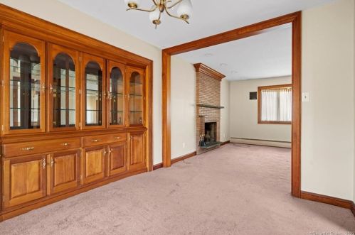 1510 Sullivan Ave, Wapping CT  06074-2711 exterior