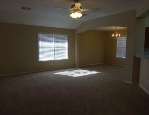 2822 Burgess Hill Ct, Pearland, TX 77584-4963