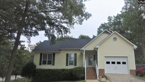 201 Pin Oak Dr, Lexington, SC 29073-7920