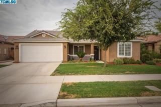 6300 Clinton Ct, Visalia, CA 93291-9248