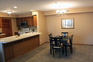 3031 Willow Knolls Dr, Peoria IL  61614-8107 exterior