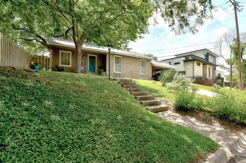 2403 Elmglen Dr, Austin TX  78704-3820 exterior