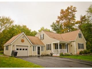 41 Danis Park Rd, Goffstown, NH 03045-2687