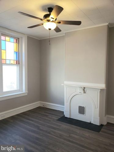 905 Norwegian St, Primrose, PA 17901-3817
