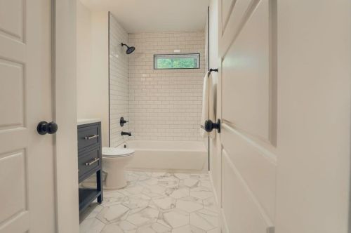 4590 Briarcliff Rd, Atlanta GA  30345-2160 exterior