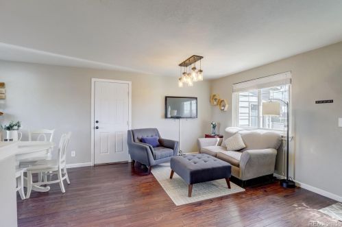 1246 Croke Dr, Denver CO  80260-5427 exterior
