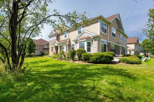 4597 Jenna Rd, Glenview, IL 60025-1403