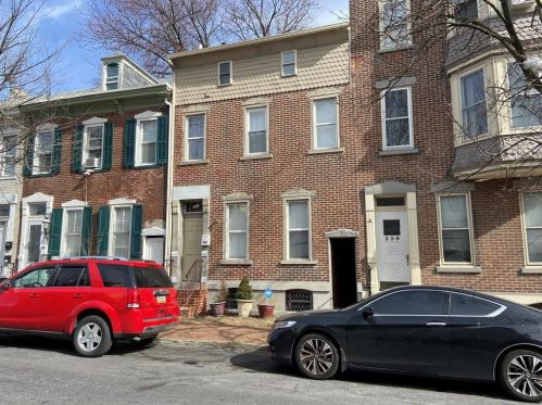 241 11th St, Allentown, PA 18102-3849