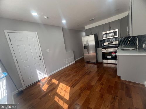 2029 18th St, Philadelphia, PA 19121-2347