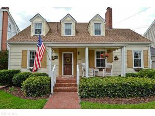 1227 Manchester Ave, Norfolk, VA 23508-1122