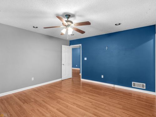 129 Oakland Blvd, Stockbridge GA  30281-3673 exterior