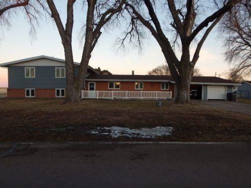 710 Smith Ave, Wanda, NE 68956-1506