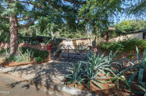 3000 Santa Rosa Ave, Altadena, CA 91001-1608