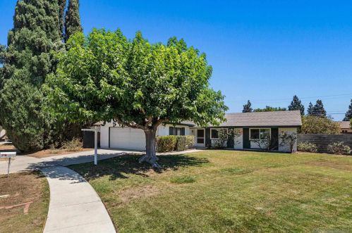 2214 Grafton St, Simi Valley, CA 93063-2626