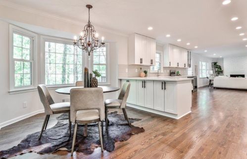 3911 Edenton Ct, Atlanta GA  30319-1883 exterior