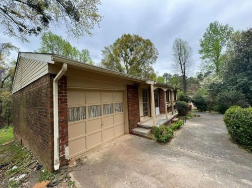 1615 South Dr, Gainesville, GA 30507-7338