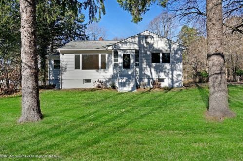 10 Peach Tree St, Jackson Twp, NJ 08527-4703