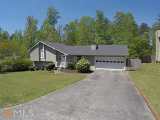 2977 Harold Dean Dr, Marietta, GA 30066-4065