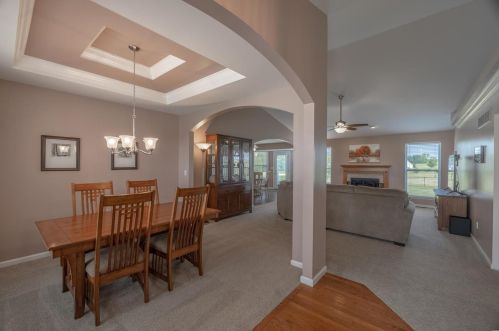 321 Beverly Ann Dr, Old Alexandria, MO 63379-3957