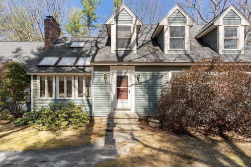 31 Wallace Brook Rd, Brookline, NH 03033-2120