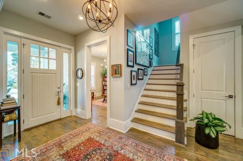 2382 Ewing Dr, Atlanta GA  30319-3929 exterior