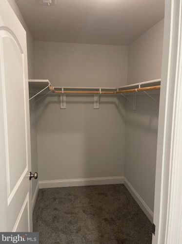 418 Lawrence St, Charles Town WV 25414-1514 exterior