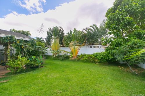 871734 Mokila St, Nanakuli, HI 96792