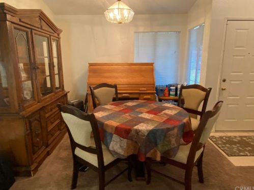 2474 Sunrise Dr, Rialto, CA 92377-3686