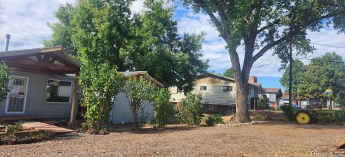 7410 62nd Ave, Arvada, CO 80003-5330