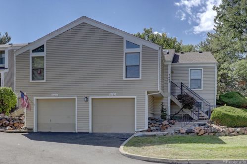 7663 Monaco Cir, Englewood, CO 80112-2552