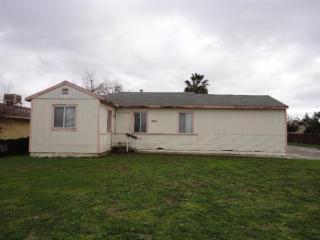 1734 Bridge St, Visalia, CA 93277-4960