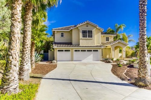 7320 Gabbiano Ln, Carlsbad, CA 92011-5510