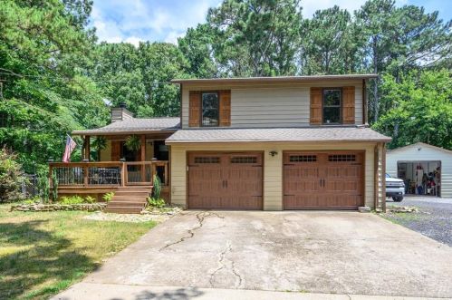 466 Victoria Rd, Holly Springs, GA 30189-1484