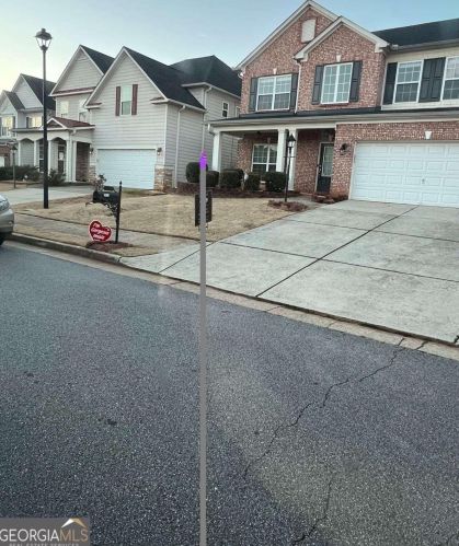 5940 La Chateau Pl, Tucker, GA 30084-1961