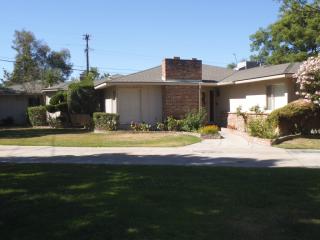 1215 San Madele Ave, Fresno, CA 93710-7118