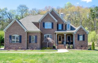 3369 Reflecting Dr, Chattanooga, TN 37415-5656