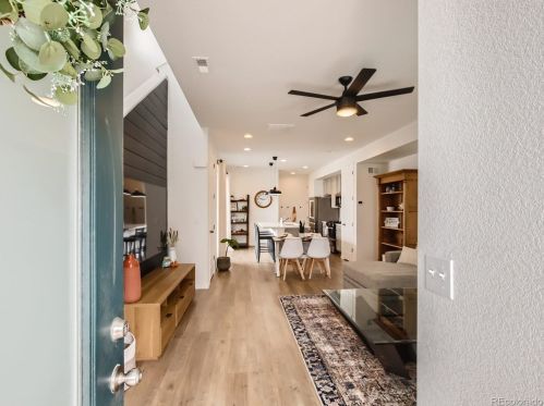 23600 5th Dr, Aurora, CO 80018