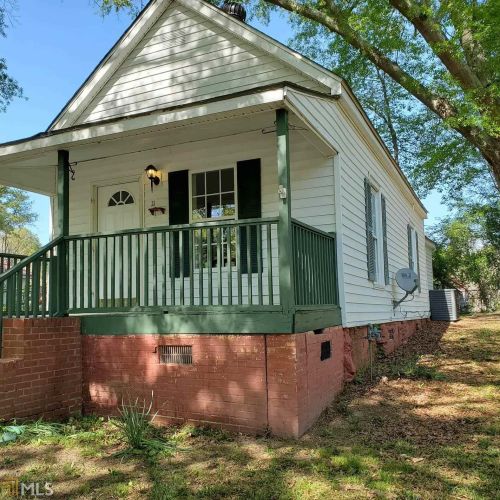 11 Sargent Farmer St, Newnan, GA 30263-3832