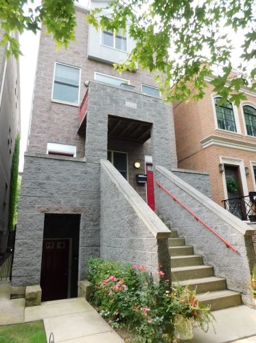1423 Melrose St, Chicago, IL 60657-2115