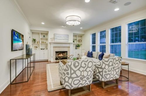 3001 Chatelaine Dr, Austin TX  78746-6895 exterior