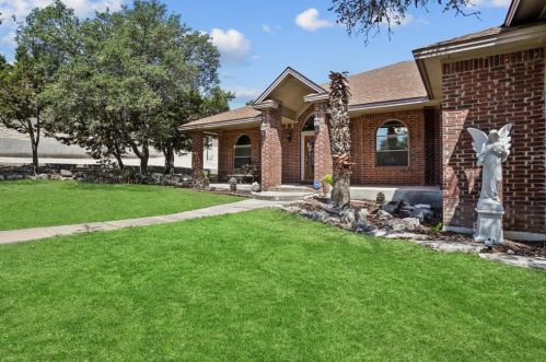 719 Silent Holw, San Antonio, TX 78260-6257