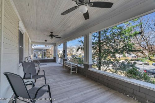 604 3rd Ave, Tinton Falls NJ  07712-8810 exterior