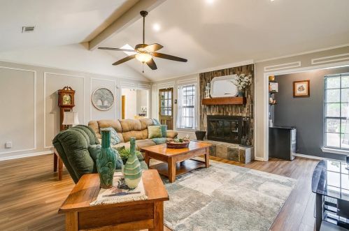 4716 Brandingshire Pl, Fort Worth TX  76133-6502 exterior