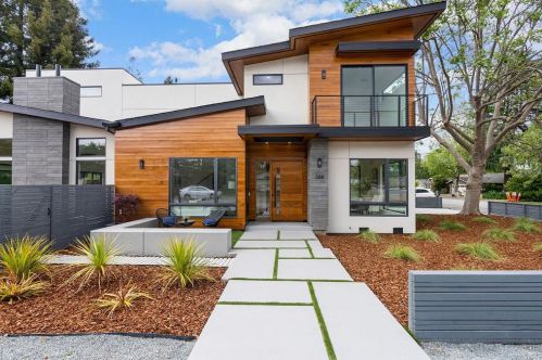 388 Sleeper Ave, Mountain View, CA 94040-3821